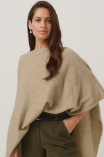 Celine Cape