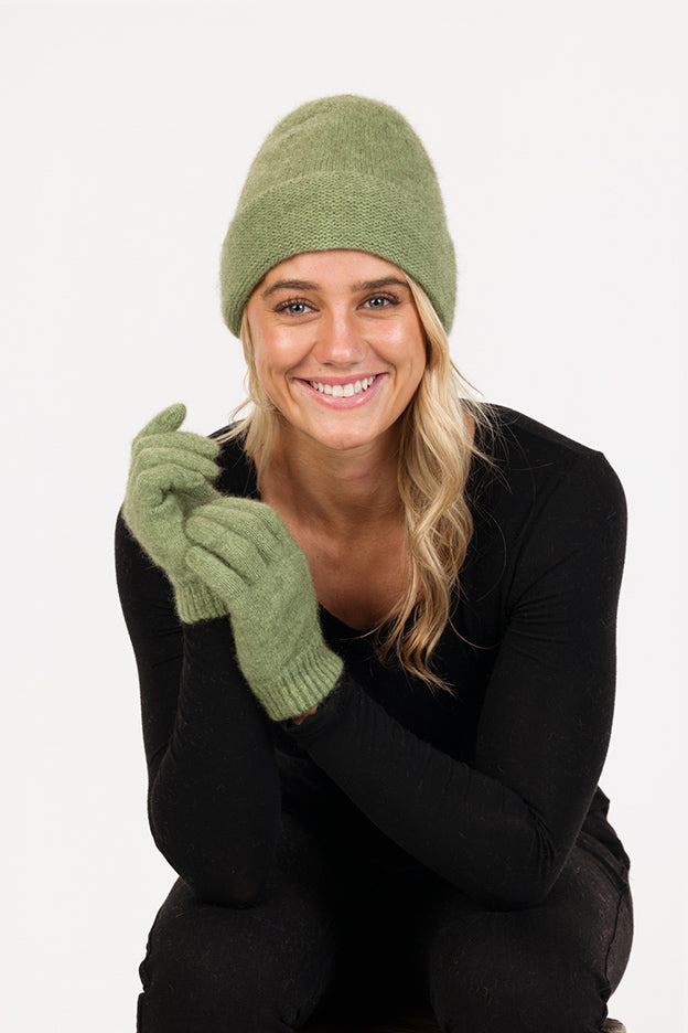 Plain Gloves