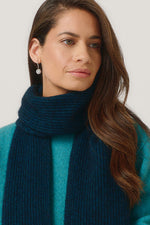 Ribbed Scarf